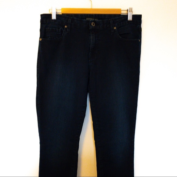 Guess Los Angeles Women Size 30x32 Mid-Rise - Picture 2 of 11
